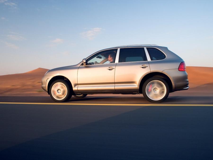  Porsche Cayenne Turbo S 2006 года  (фото 20 из 27)